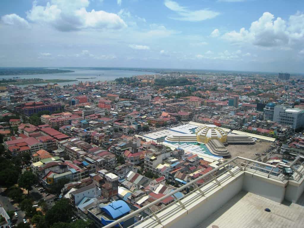 Penh/Photo_aerienne_marche_central_Phnom-Penh